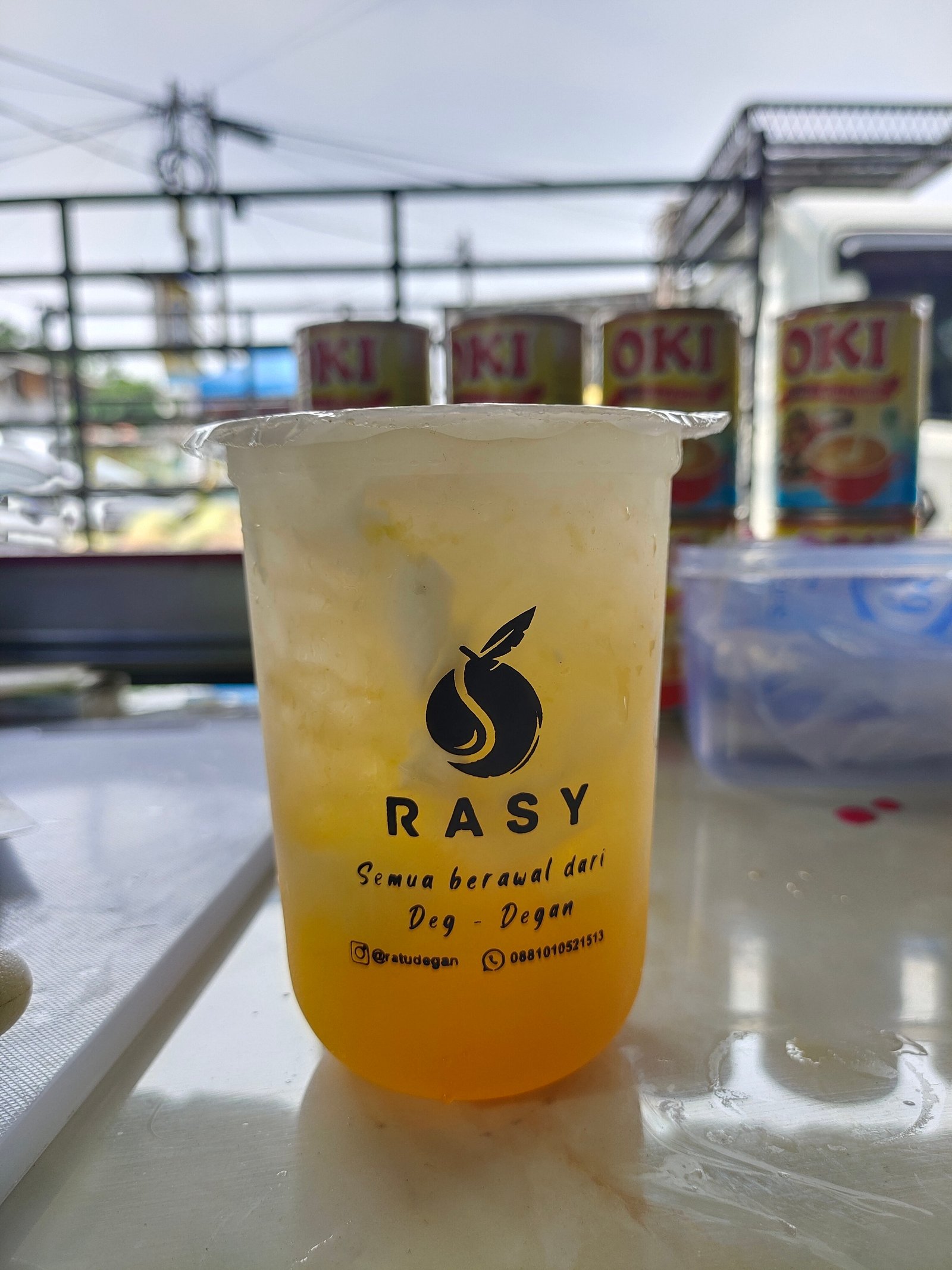 Es Degan Jeruk Peras Cup L